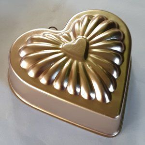 Heart Shaped Jello Mold Pale Pink Copper Aluminum Vintage Preowned 7"